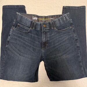 Lee Men's Deep Indigo Extreme Motion MVP Slim Taper Jeans 33x30